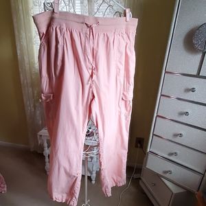 Pink long/capri cargo pants